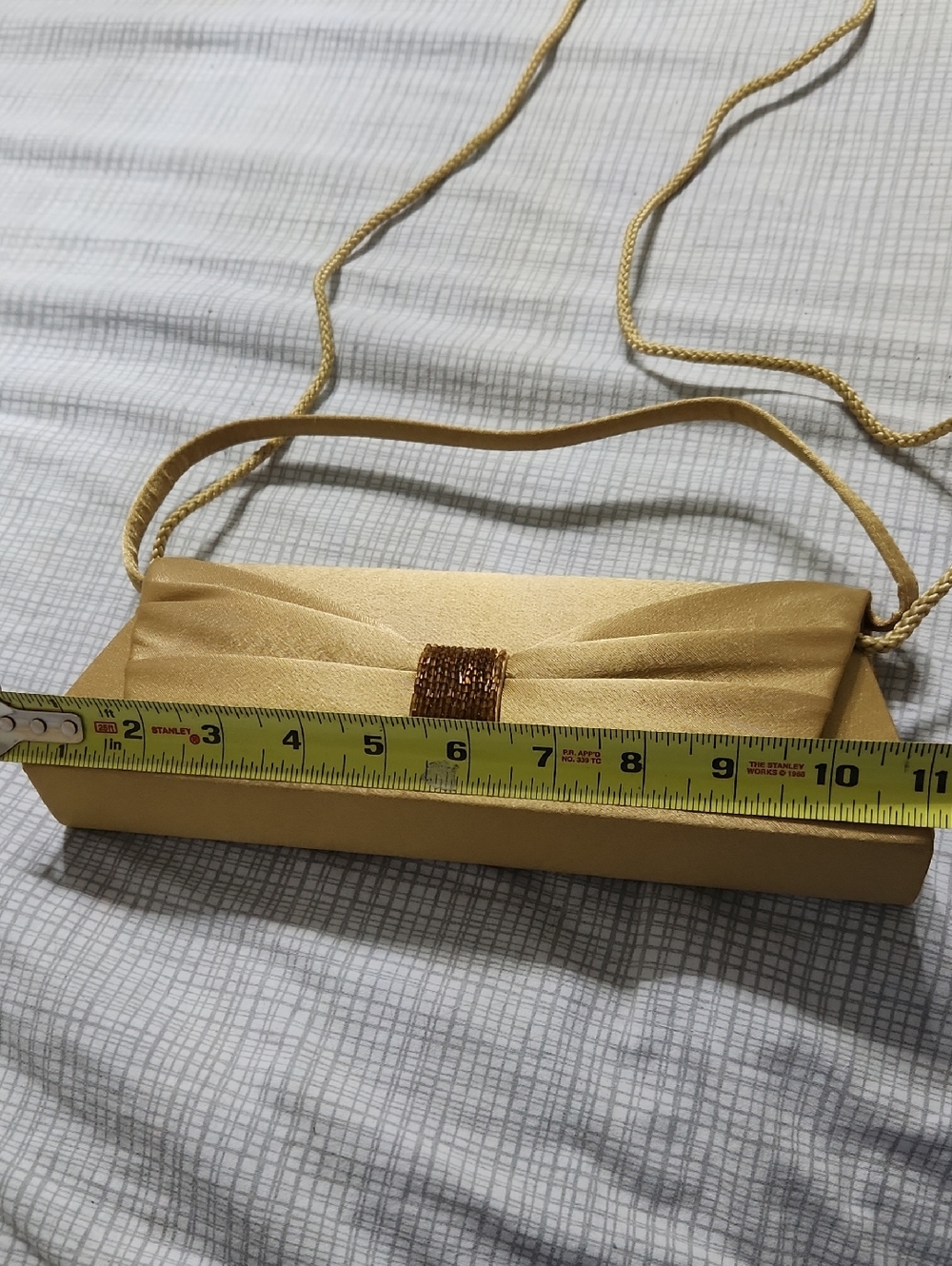 Jessica McClintock Gold Clutch Wristlet Bag - Picture 6 of 7